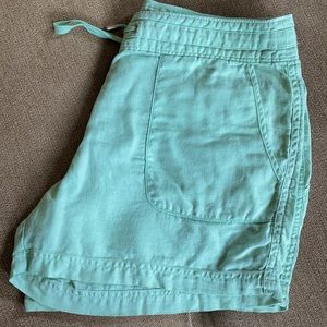 Mint drawstring zippered shorts